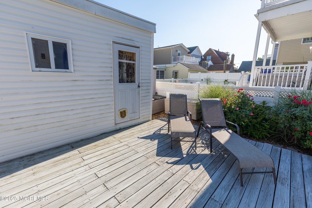 Seaside Park, New Jersey, 08752, United States, 2 Bedrooms Bedrooms, ,1 BathroomBathrooms,Residential,Forsale,1959749