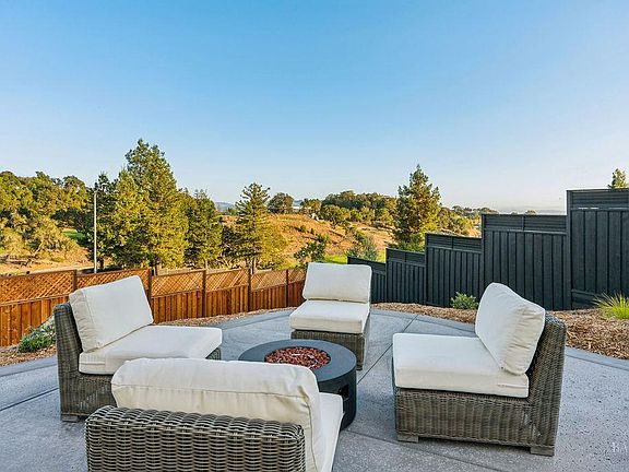 Santa Rosa, California, 95403, United States, 4 Bedrooms Bedrooms, ,4 BathroomsBathrooms,Residential,Forsale,1985927