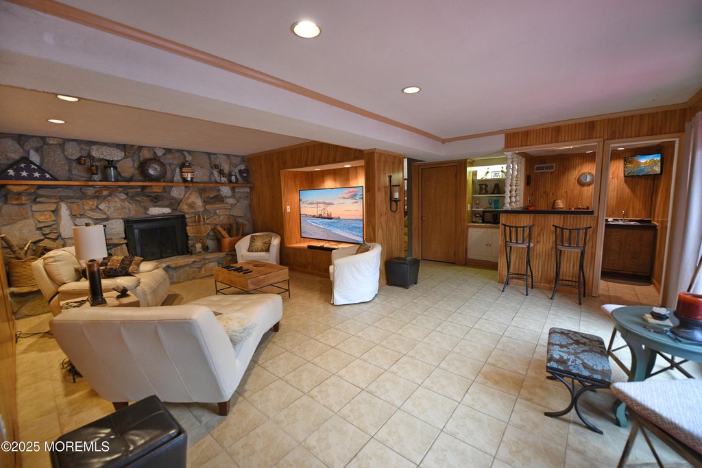 Lincroft, New Jersey, 07738, United States, 4 Bedrooms Bedrooms, ,3 BathroomsBathrooms,Residential,Forsale,2008478