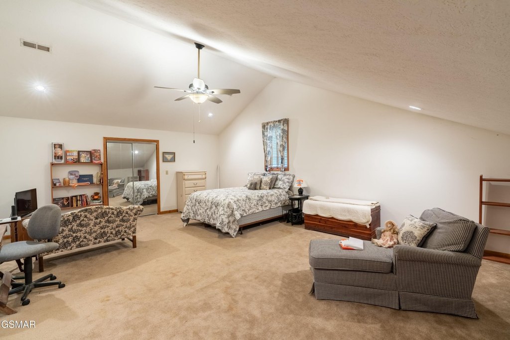 Sevierville, Tennessee, 37876, United States, 4 Bedrooms Bedrooms, ,2.5 BathroomsBathrooms,Residential,Forsale,1999448