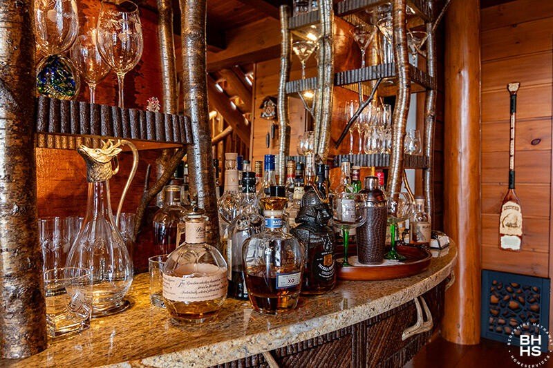 Saranac Lake, New York, 12983, United States, 7 Bedrooms Bedrooms, ,5 BathroomsBathrooms,Residential,Forsale,1999417