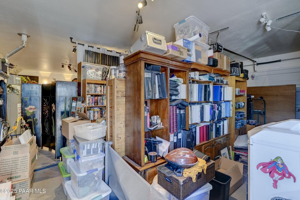 Prescott Valley, Arizona, 86314, United States, 3 Bedrooms Bedrooms, ,2 BathroomsBathrooms,Residential,Forsale,1994060