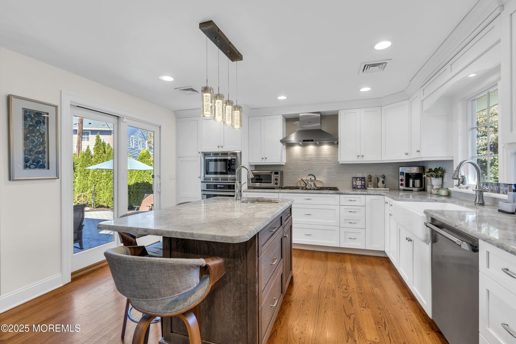 Sea Girt, New Jersey, 08750, United States, 3 Bedrooms Bedrooms, ,2.5 BathroomsBathrooms,Residential,Forsale,1984575