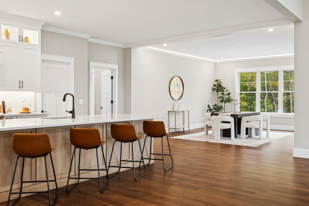 Newington, New Hampshire, 03801, United States, 4 Bedrooms Bedrooms, ,4.5 BathroomsBathrooms,Residential,Forsale,2002401