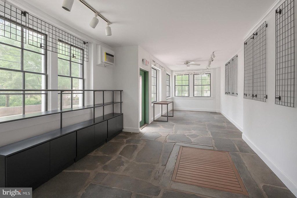 NEW HOPE, Pennsylvania, 18938, United States, ,Commercial,Forsale,1929761