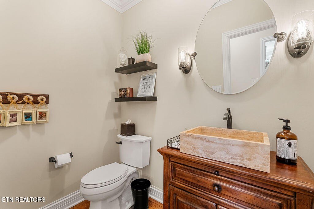 Loudon, Tennessee, 37774, United States, 4 Bedrooms Bedrooms, ,4.5 BathroomsBathrooms,Residential,Forsale,1973605