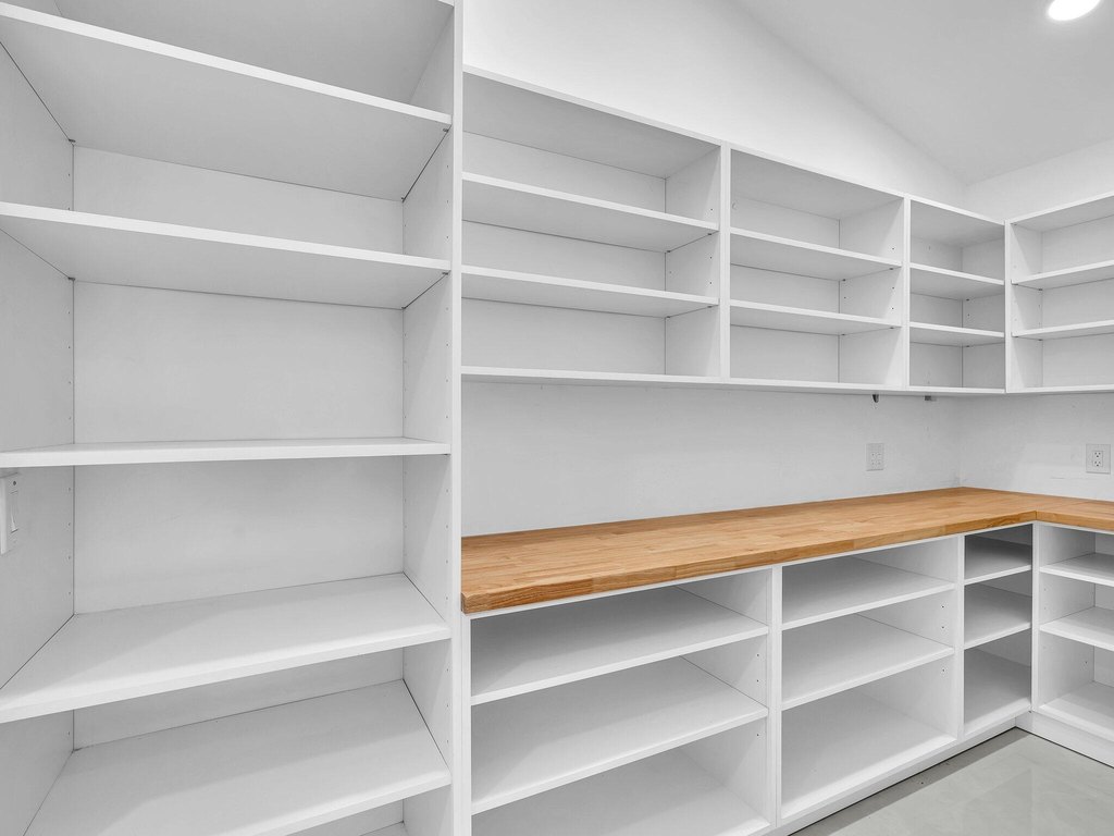 Boca Raton, Florida, 33433, United States, 5 Bedrooms Bedrooms, ,3.5 BathroomsBathrooms,Residential,Forsale,2009931