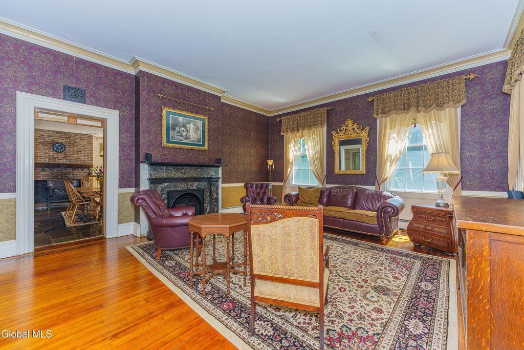 Schodack Landing, New York, 12156, United States, 7 Bedrooms Bedrooms, ,3 BathroomsBathrooms,Residential,Forsale,1953151