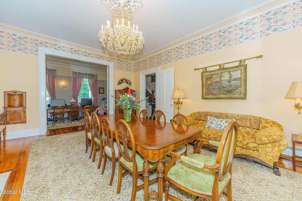 Schodack Landing, New York, 12156, United States, 7 Bedrooms Bedrooms, ,3 BathroomsBathrooms,Residential,Forsale,1953151