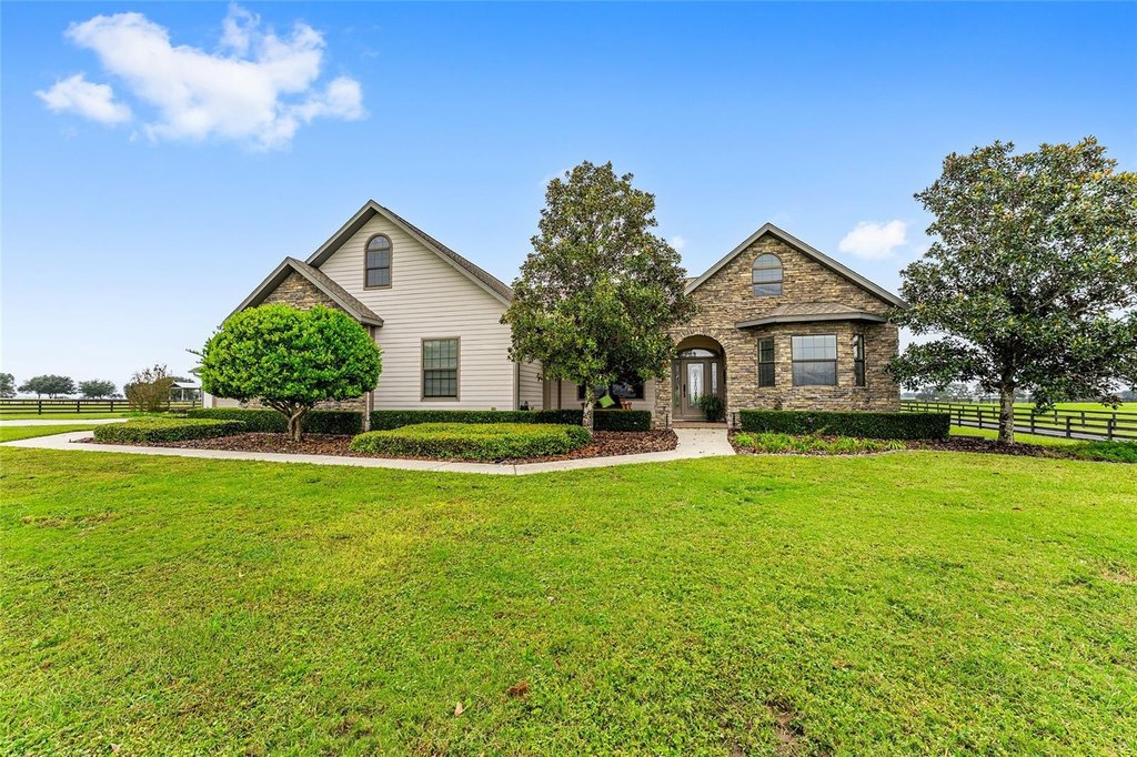 DUNNELLON, Florida, 34432, United States, 3 Bedrooms Bedrooms, ,2.5 BathroomsBathrooms,Residential,Forsale,1994126