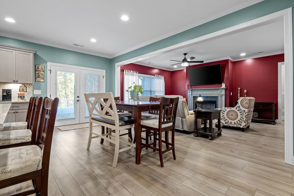 Soddy Daisy, Tennessee, 37379, United States, 3 Bedrooms Bedrooms, ,3 BathroomsBathrooms,Residential,Forsale,2009587