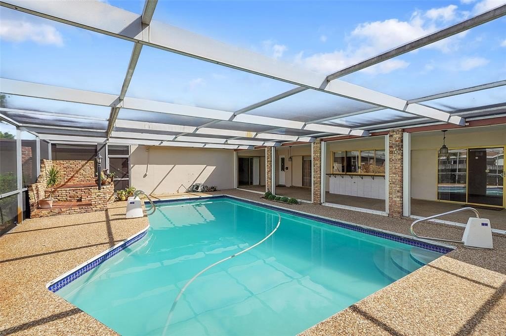 Hollywood, Florida, 33021, United States, 3 Bedrooms Bedrooms, ,2 BathroomsBathrooms,Residential,Forsale,1927555