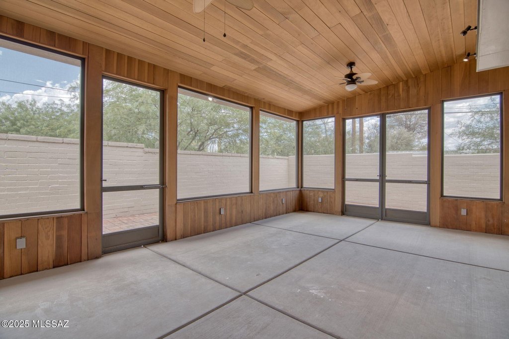 Tucson, Arizona, 85711, United States, 4 Bedrooms Bedrooms, ,2 BathroomsBathrooms,Residential,Forsale,1990103