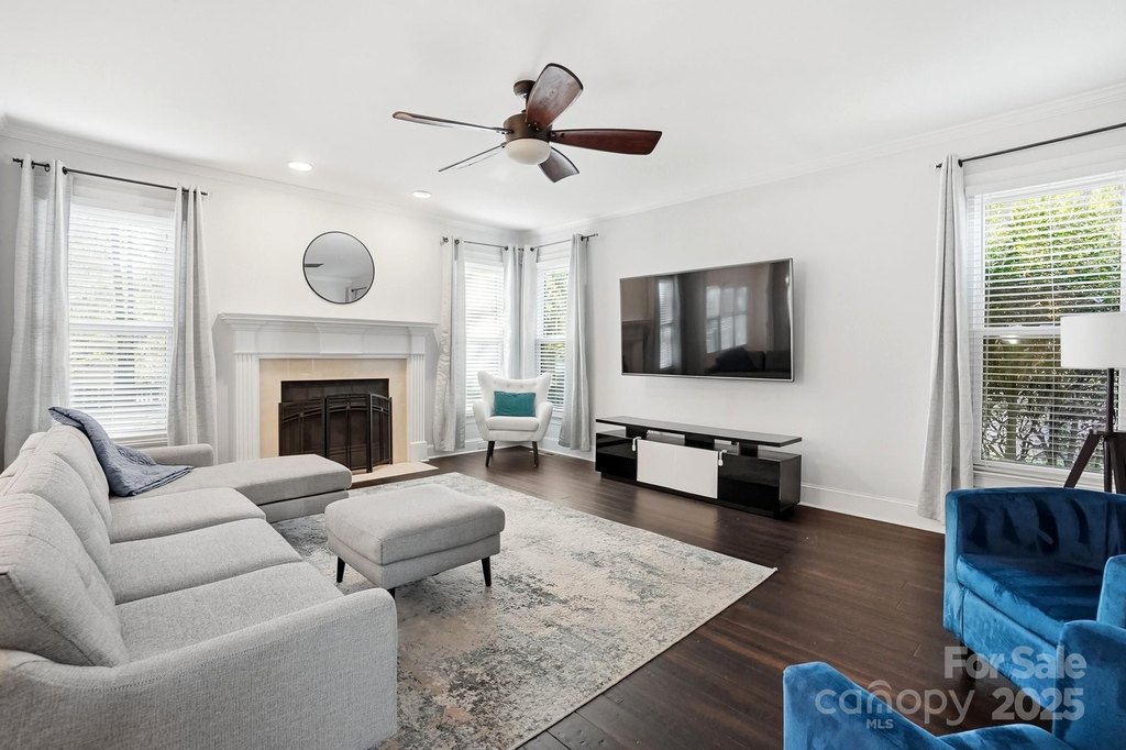 Charlotte, North Carolina, 28269, United States, 5 Bedrooms Bedrooms, ,3.5 BathroomsBathrooms,Residential,Forsale,2004568