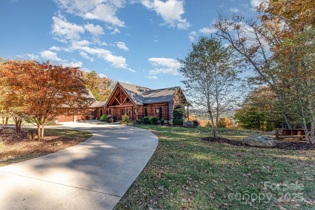 Denton, North Carolina, 27239, United States, 3 Bedrooms Bedrooms, ,3.5 BathroomsBathrooms,Residential,Forsale,1953174