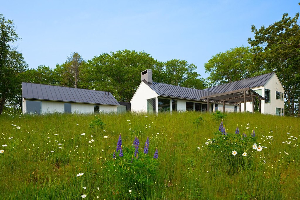 York, Maine, 03909, United States, 4 Bedrooms Bedrooms, ,3 BathroomsBathrooms,Residential,Forsale,1933927