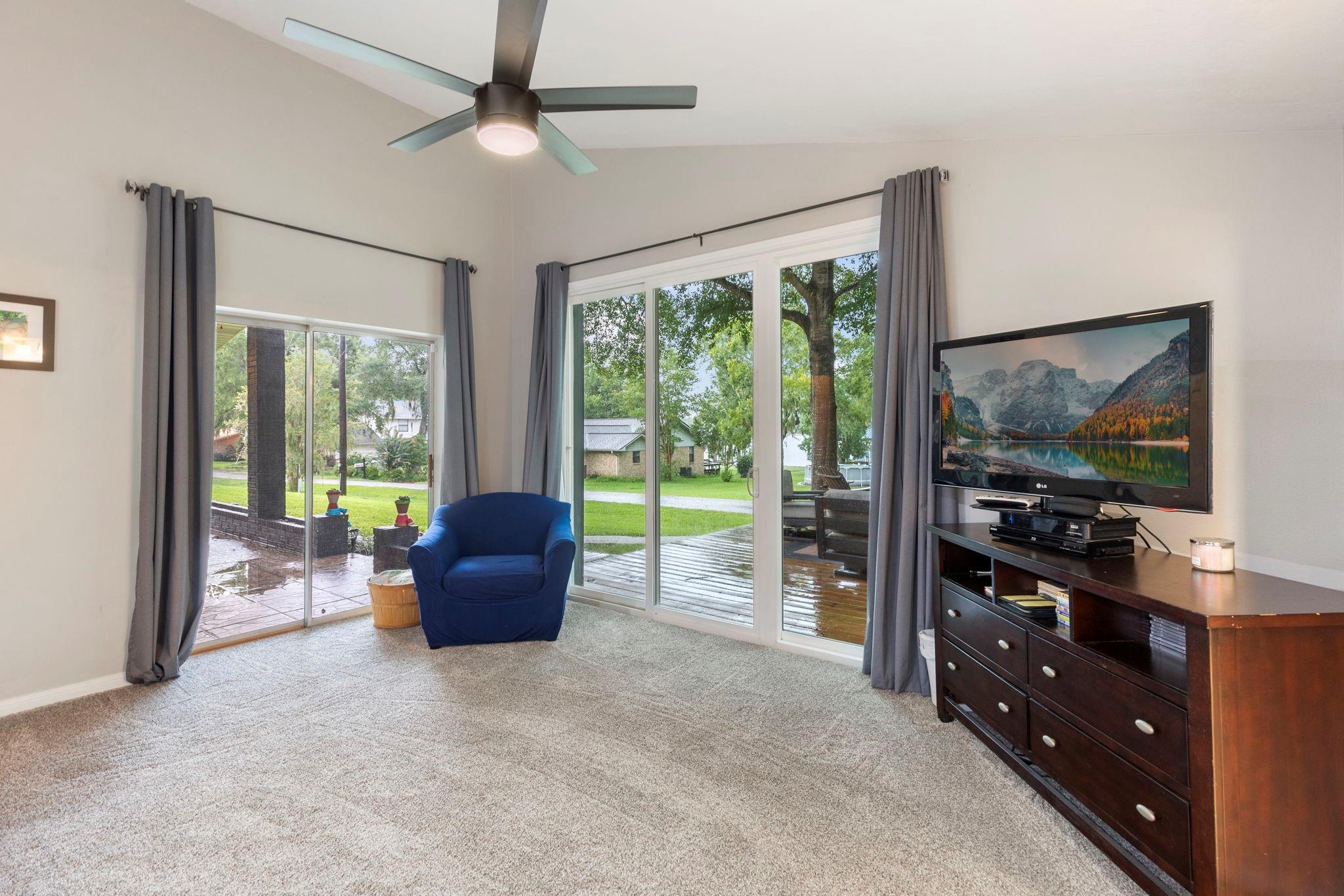 Huntsville, Texas, 77320, United States, 3 Bedrooms Bedrooms, ,3 BathroomsBathrooms,Residential,Forsale,1973441