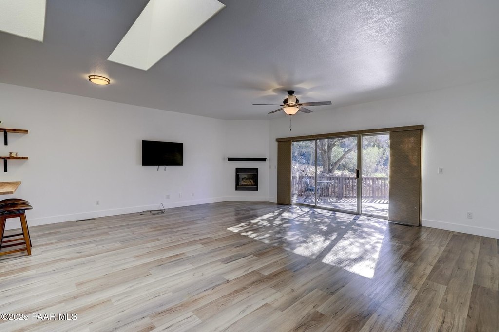 Prescott, Arizona, 86303, United States, 3 Bedrooms Bedrooms, ,2 BathroomsBathrooms,Residential,Forsale,1994061