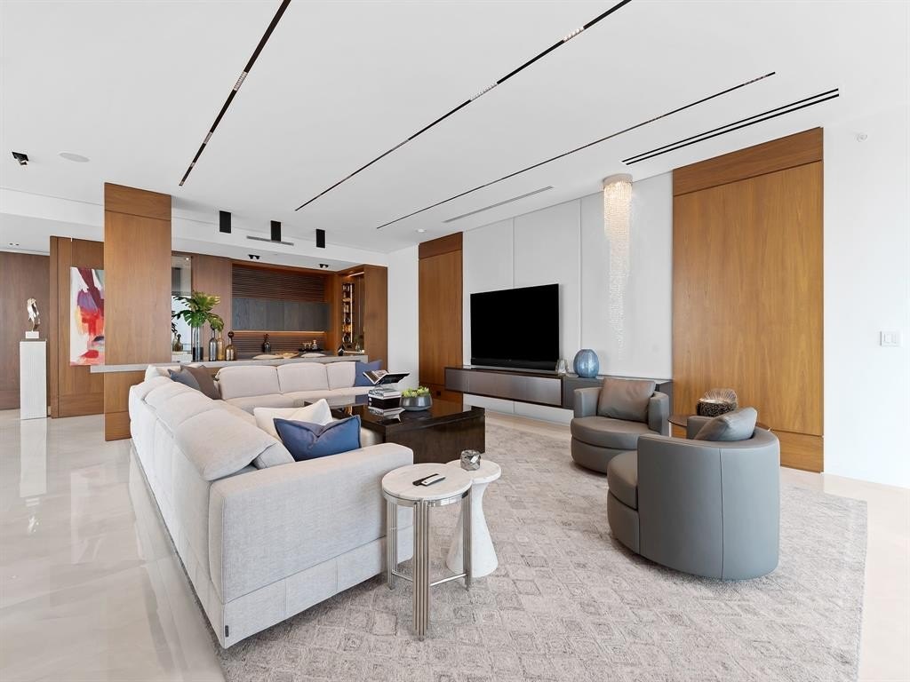 Fort Lauderdale, Florida, 33304, United States, 3 Bedrooms Bedrooms, ,3.5 BathroomsBathrooms,Residential,Forsale,1994074