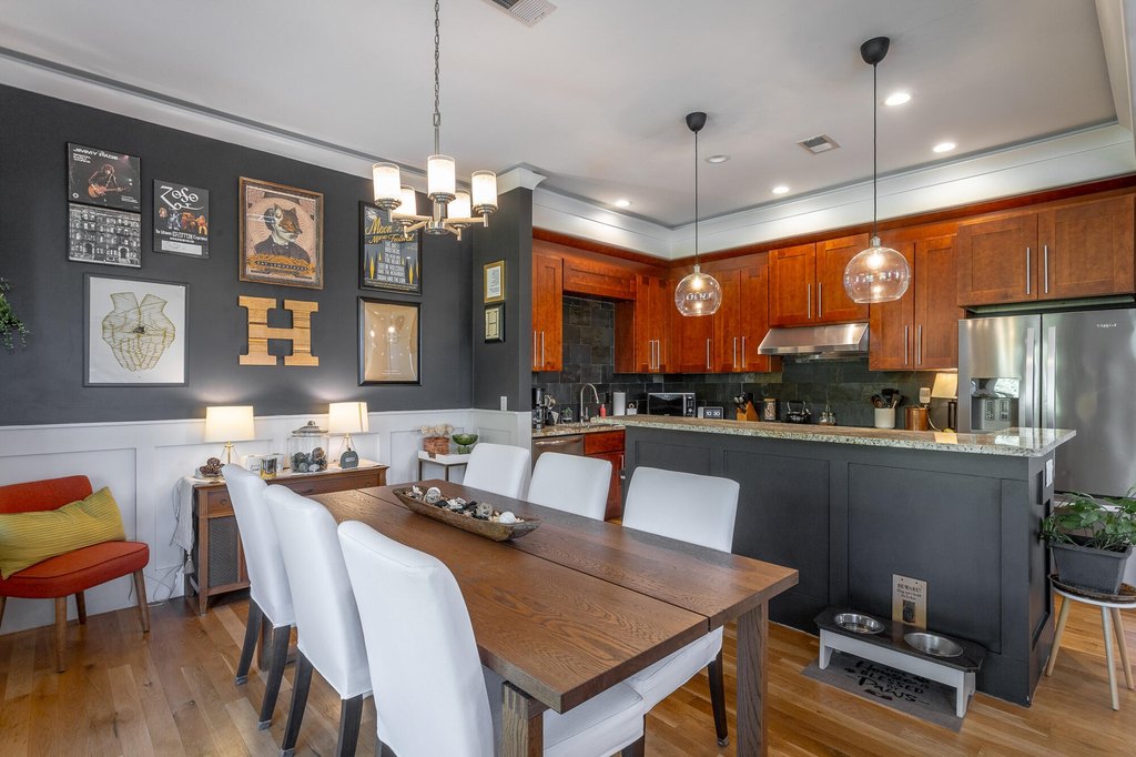 Chattanooga, Tennessee, 37405, United States, 4 Bedrooms Bedrooms, ,3.5 BathroomsBathrooms,Residential,Forsale,1995329