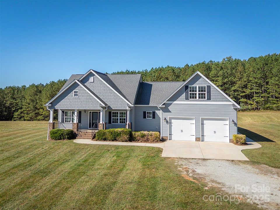 Bostic, North Carolina, 28018, United States, 3 Bedrooms Bedrooms, ,2 BathroomsBathrooms,Residential,Forsale,1985990 Bostic, North Carolina, 28018, United States, 3 Bedrooms Bedrooms, ,2 BathroomsBathrooms,Residential,Forsale,1985990