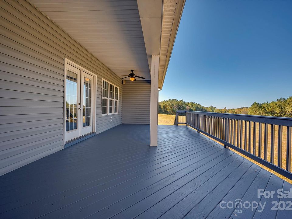 Bostic, North Carolina, 28018, United States, 3 Bedrooms Bedrooms, ,2 BathroomsBathrooms,Residential,Forsale,1985990