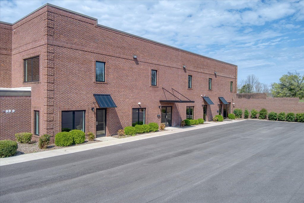 Byrdstown, Tennessee, 38549, United States, ,Residential,Forsale,1962009