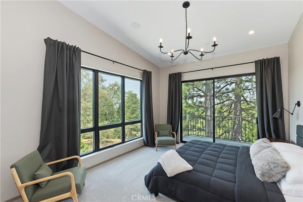 Lake Arrowhead, California, 92352, United States, 3 Bedrooms Bedrooms, ,2.5 BathroomsBathrooms,Residential,Forsale,2000287