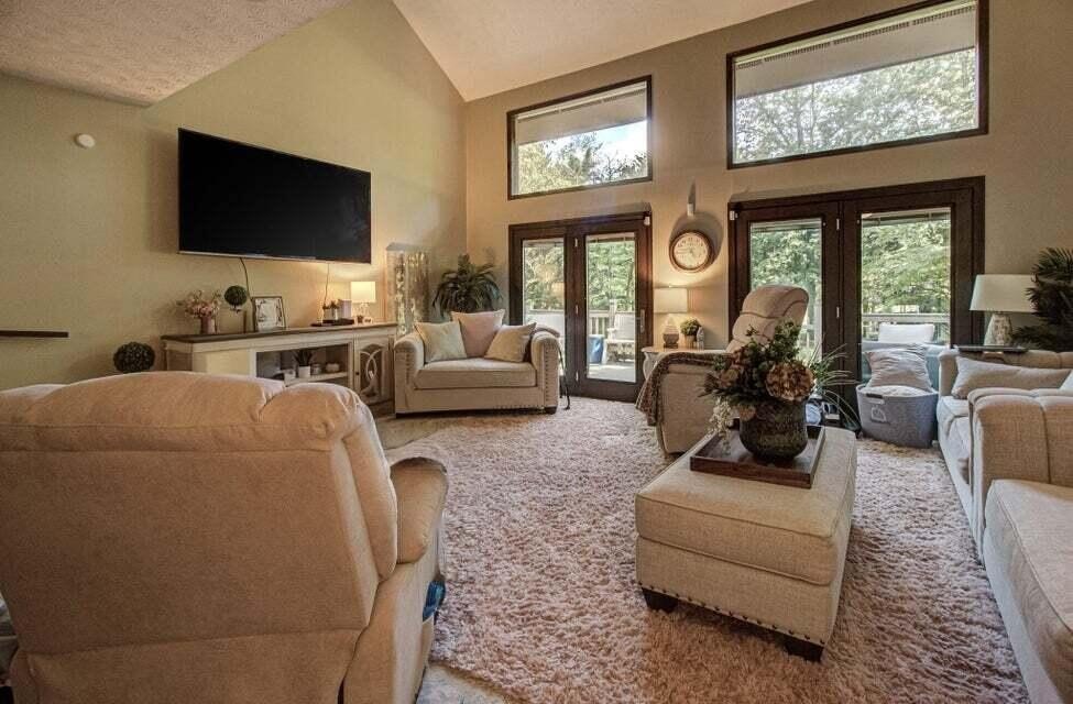 Newport, Tennessee, 37821, United States, 4 Bedrooms Bedrooms, ,3.5 BathroomsBathrooms,Residential,Forsale,1988741