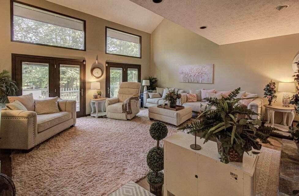 Newport, Tennessee, 37821, United States, 4 Bedrooms Bedrooms, ,3.5 BathroomsBathrooms,Residential,Forsale,1988741