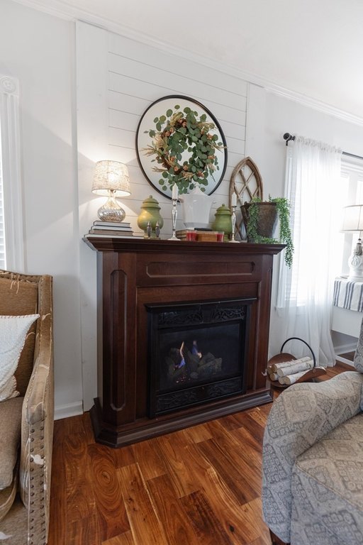 Sparta, Tennessee, 38583, United States, 3 Bedrooms Bedrooms, ,3 BathroomsBathrooms,Residential,Forsale,2010950