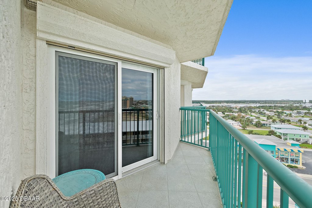 Daytona Beach Shores, Florida, 32118, United States, 2 Bedrooms Bedrooms, ,2 BathroomsBathrooms,Residential,Forsale,1990154
