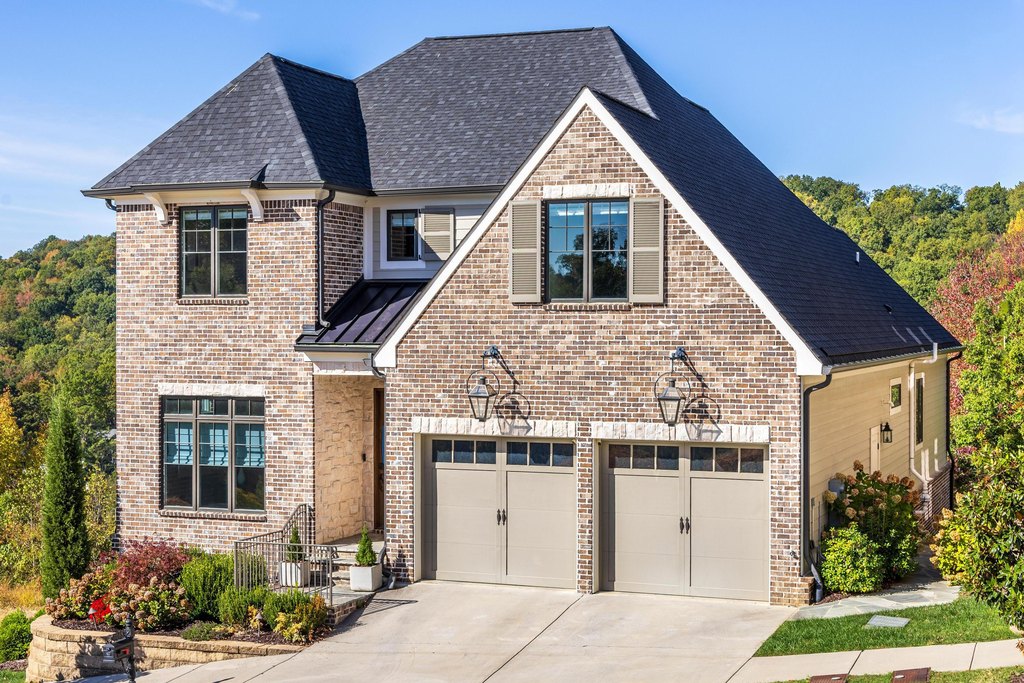 Chattanooga, Tennessee, 37405, United States, 5 Bedrooms Bedrooms, ,5 BathroomsBathrooms,Residential,Forsale,2009546