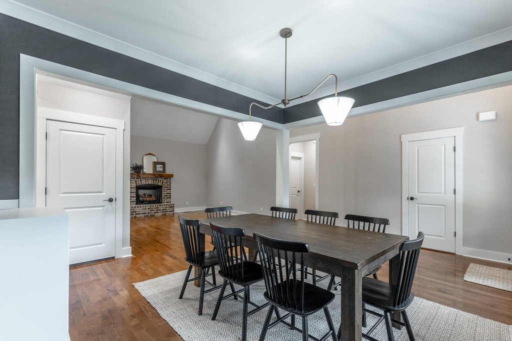 Harrison, Tennessee, 37341, United States, 3 Bedrooms Bedrooms, ,2.5 BathroomsBathrooms,Residential,Forsale,1995326