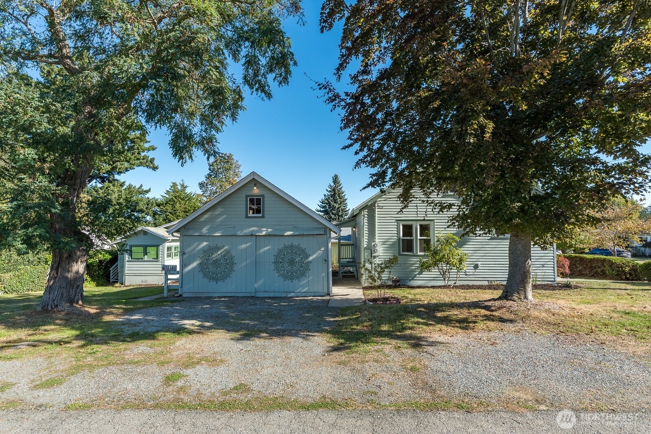 Anacortes, Washington, 98221, United States, 3 Bedrooms Bedrooms, ,2 BathroomsBathrooms,Residential,Forsale,1990712