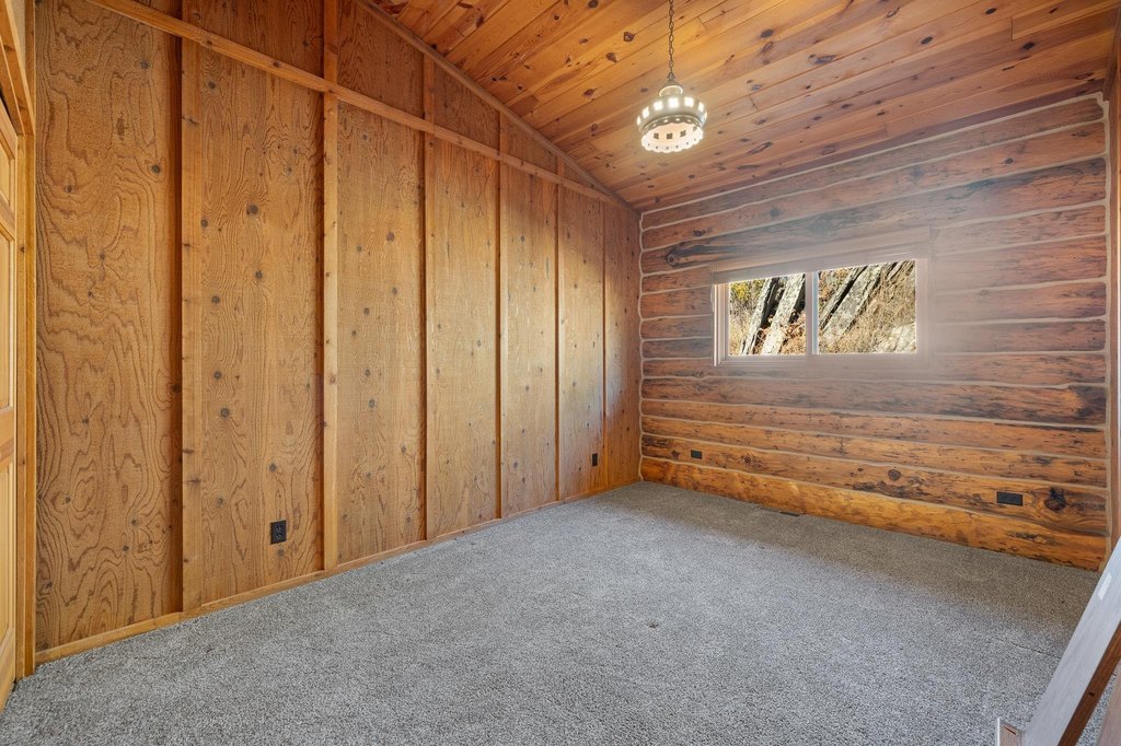 Custer, South Dakota, 57730, United States, 4 Bedrooms Bedrooms, ,2 BathroomsBathrooms,Residential,Forsale,1990710