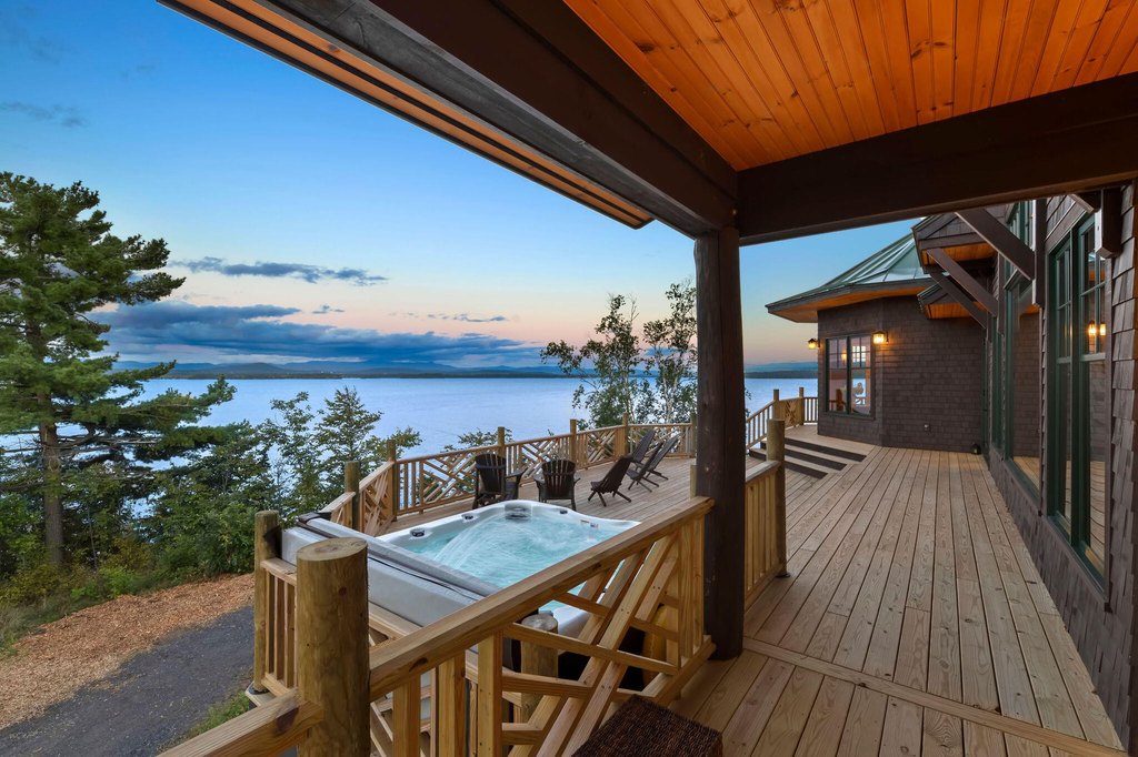 Essex, New York, 12936, United States, 6 Bedrooms Bedrooms, ,4.5 BathroomsBathrooms,Residential,Forsale,1999412