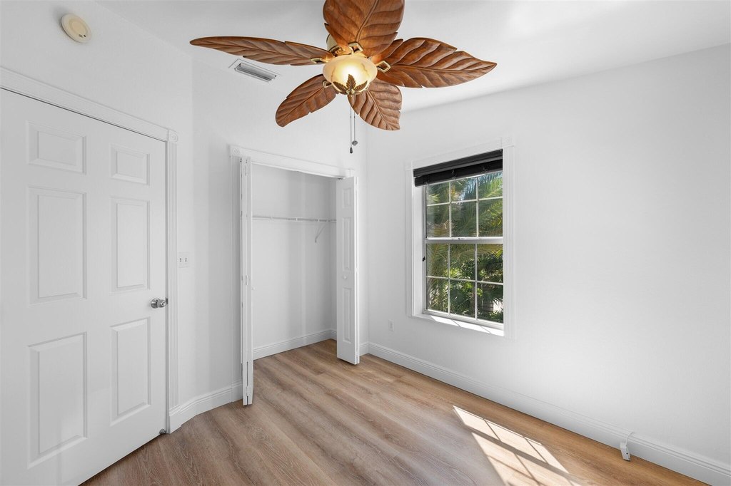 MARATHON, Florida, 33050, United States, 3 Bedrooms Bedrooms, ,2 BathroomsBathrooms,Residential,Forsale,2004343