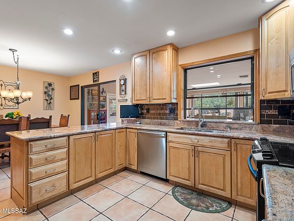 Tucson, Arizona, 85749, United States, 4 Bedrooms Bedrooms, ,4 BathroomsBathrooms,Residential,Forsale,1990110