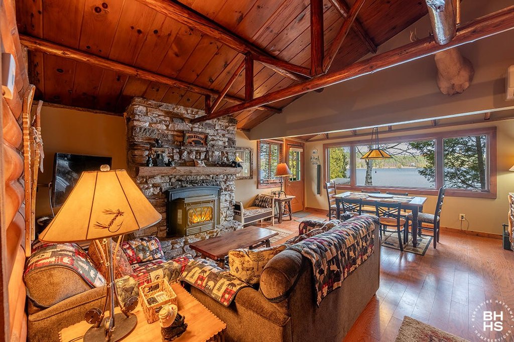 Saranac Lake, New York, 12983, United States, ,Residential,Forsale,2004856