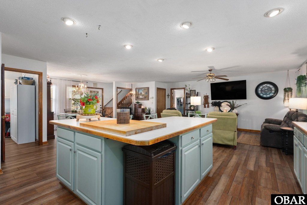 Kitty Hawk, North Carolina, 27949, United States, 4 Bedrooms Bedrooms, ,4.5 BathroomsBathrooms,Residential,Forsale,1951913