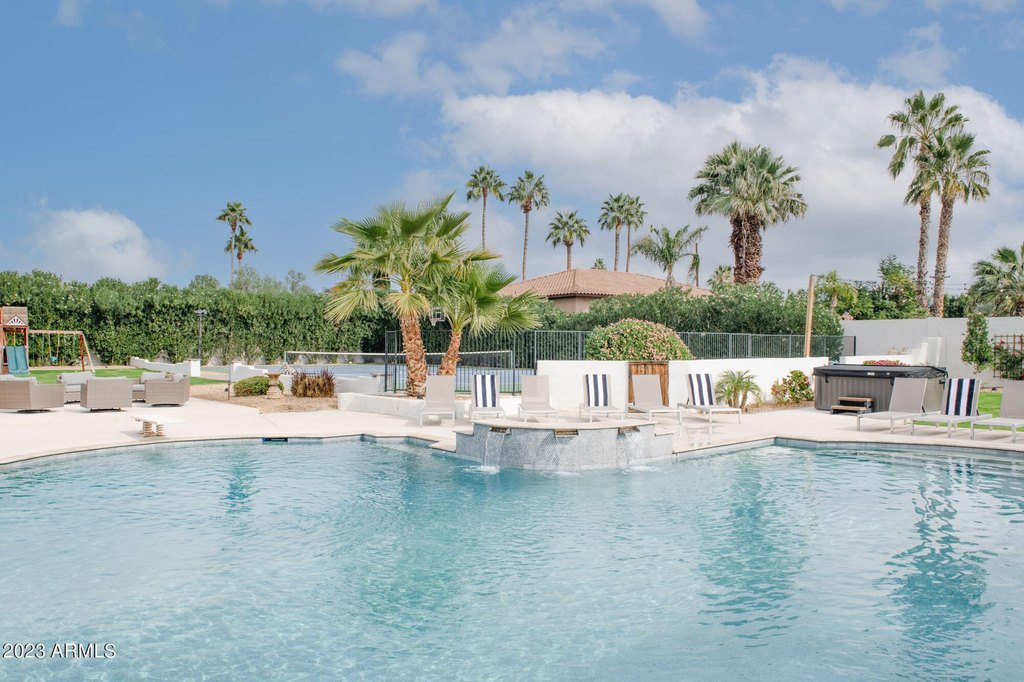 Scottsdale, Arizona, 85254, United States, 5 Bedrooms Bedrooms, ,4.5 BathroomsBathrooms,Residential,Forsale,2004052