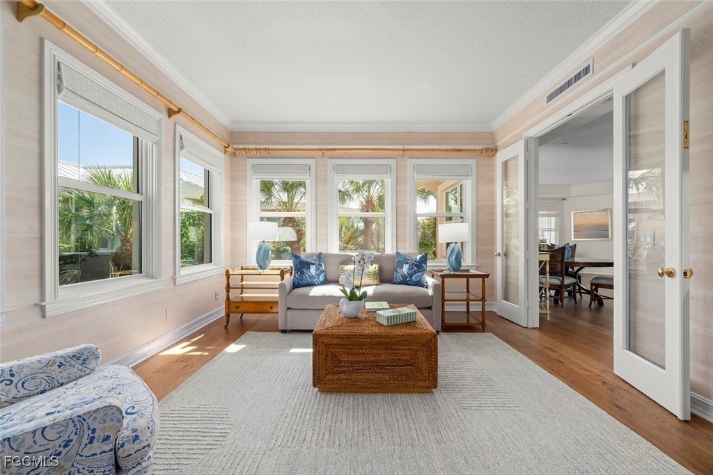 Sanibel, Florida, 33957, United States, 3 Bedrooms Bedrooms, ,2.5 BathroomsBathrooms,Residential,Forsale,1998635