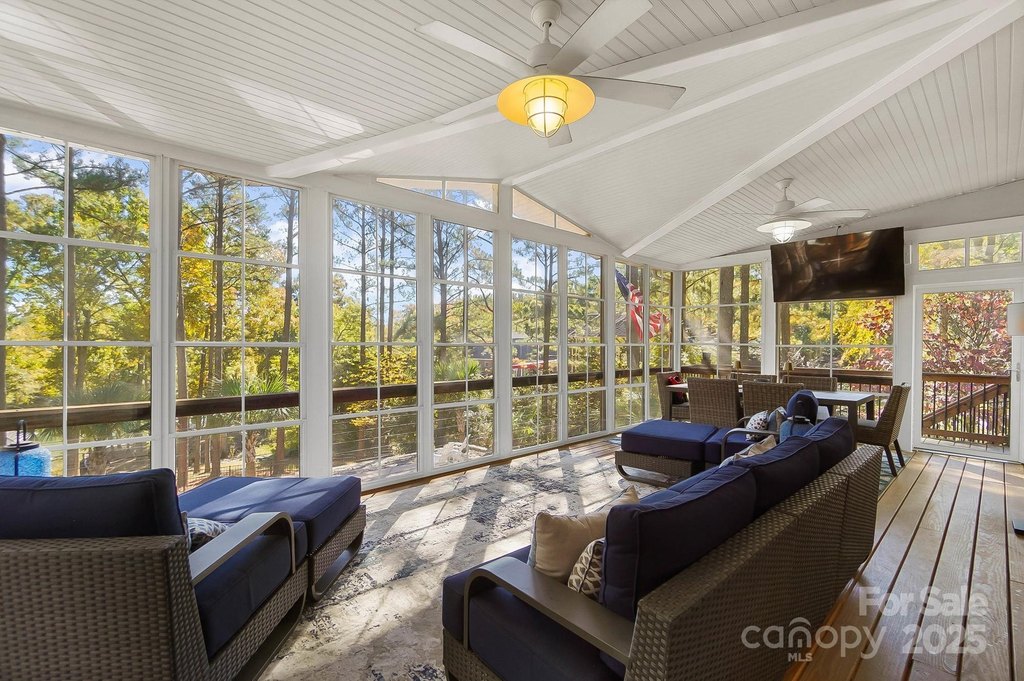 York, South Carolina, 29745, United States, 5 Bedrooms Bedrooms, ,4.5 BathroomsBathrooms,Residential,Forsale,2004558