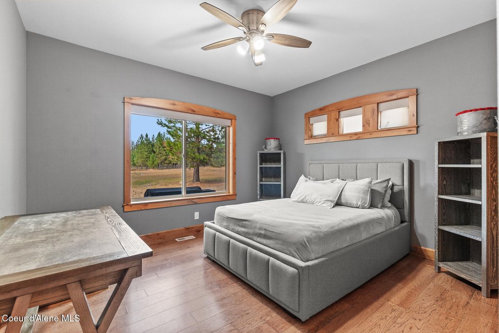 Hayden, Idaho, 83835, United States, 3 Bedrooms Bedrooms, ,3.5 BathroomsBathrooms,Residential,Forsale,1946352