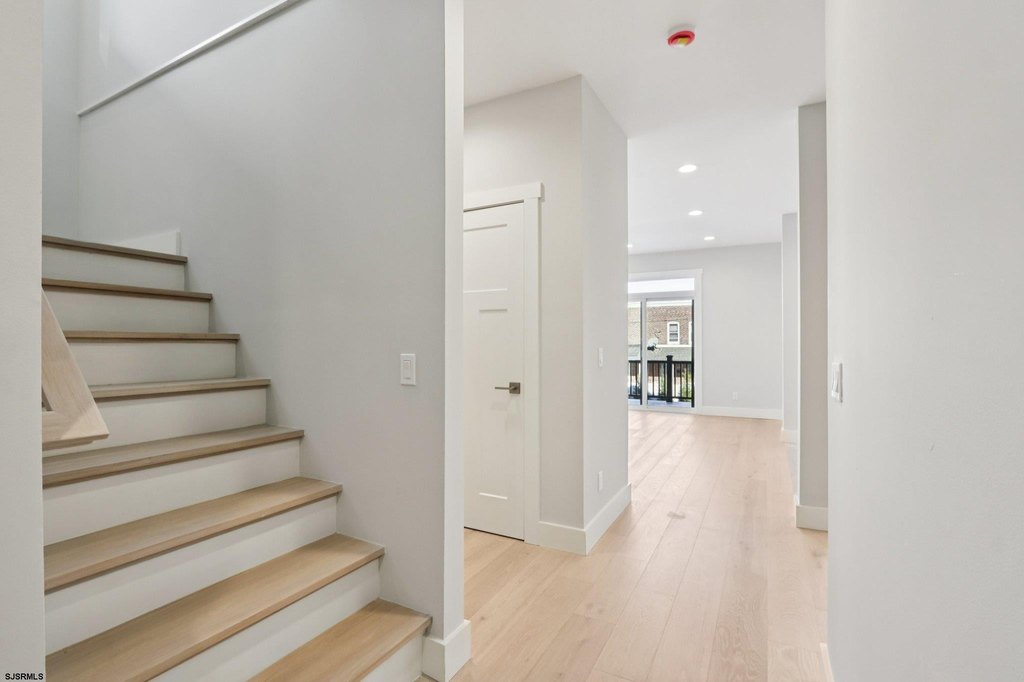 Atlantic City, New Jersey, 08401, United States, 3 Bedrooms Bedrooms, ,2.5 BathroomsBathrooms,Residential,Forsale,2004607