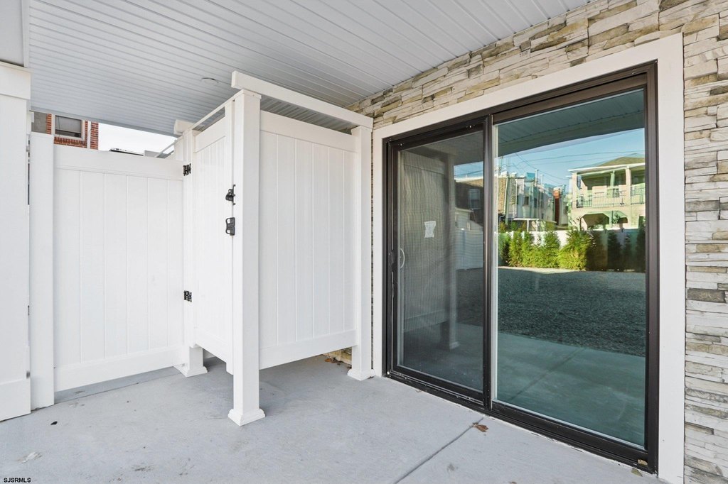 Atlantic City, New Jersey, 08401, United States, 3 Bedrooms Bedrooms, ,2.5 BathroomsBathrooms,Residential,Forsale,2004607