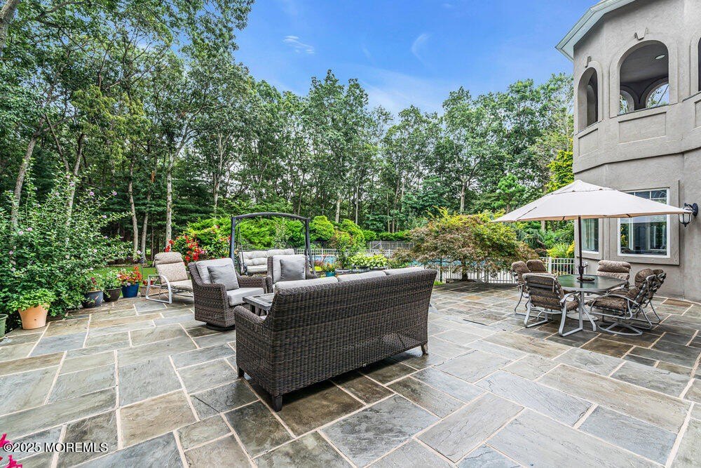 Wall, New Jersey, 07719, United States, 5 Bedrooms Bedrooms, ,5.5 BathroomsBathrooms,Residential,Forsale,1972303