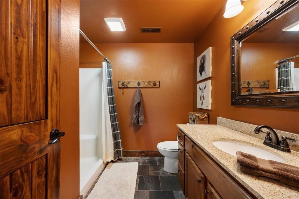 Lead, South Dakota, 57754, United States, 4 Bedrooms Bedrooms, ,2.5 BathroomsBathrooms,Residential,Forsale,2004329