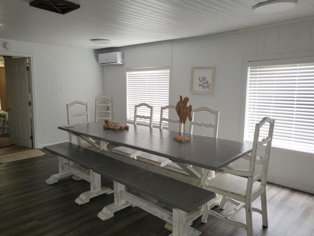 Carrabelle, Florida, 32322, United States, 4 Bedrooms Bedrooms, ,2 BathroomsBathrooms,Residential,Forsale,1926818